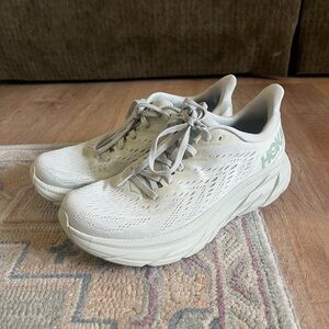 Hoka Women's Clifton 8 Sneakers size 8 - Smoke Green / Celadon Tint